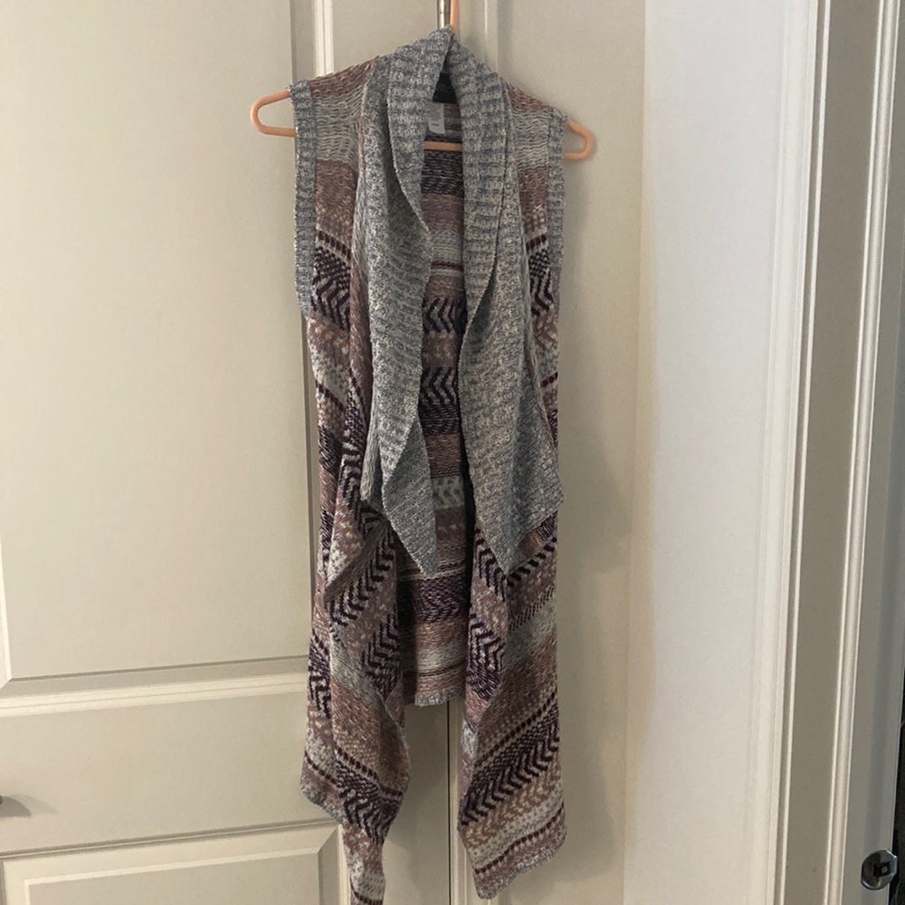 Women’s size large sweater vest